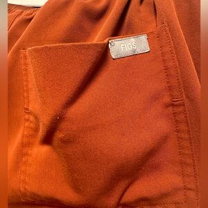 FIGS Scrubs High Waisted Jogger Set. Burnt Orange color.